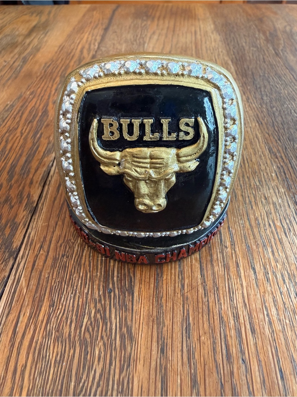 Chicago Bulls 1991 NBA Championship Oversized Ring Replica Paperweight